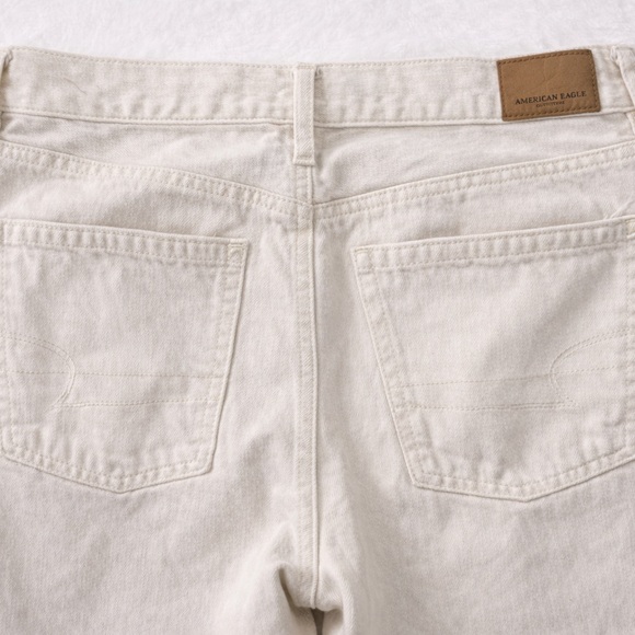 American Eagle Wide Leg Crop Cream Straight Jeans Size 4 Raw Hem - Picture 9 of 10
